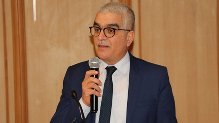 وزير التربية: أغلقنا 5 مدارس و31 قسما بسبب كورونا